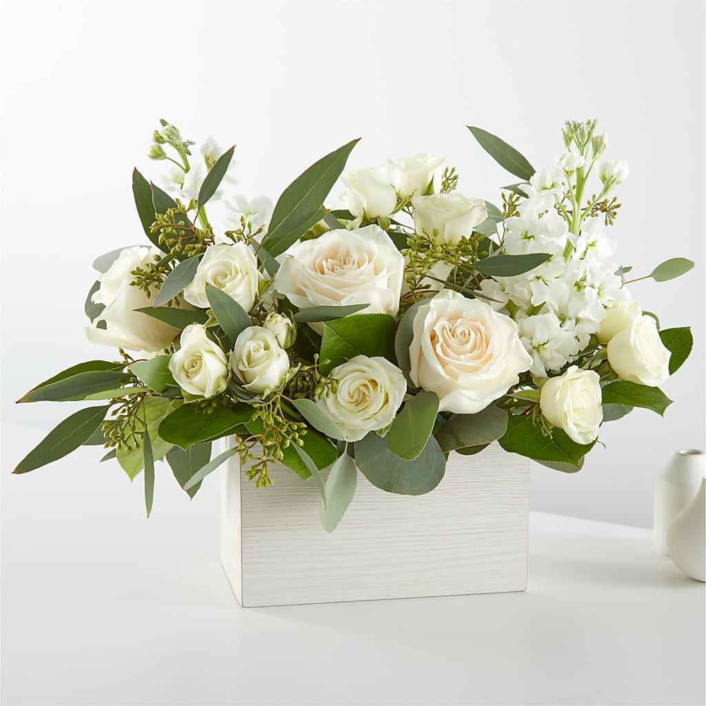 Fresh Linen Box Bouquet – EUGENE'S FLOWER HOME, Springfield OR