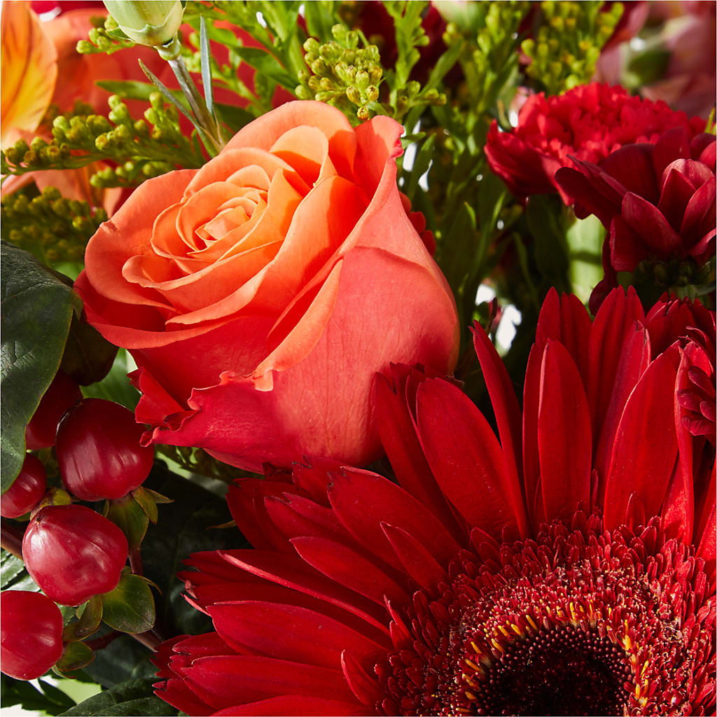Sweater Season - A Florist Original – EUGENE'S FLOWER HOME, Springfield OR