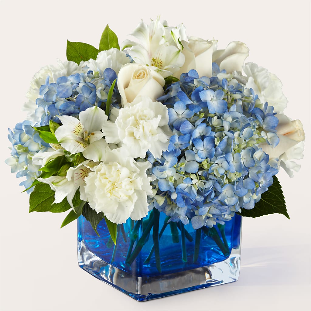 Soothing Waters Bouquet – EUGENE'S FLOWER HOME, Springfield OR