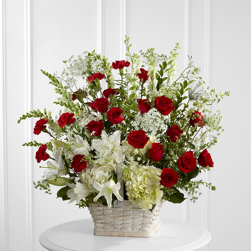 In Loving Memory Arrangement – EUGENE'S FLOWER HOME, Springfield OR