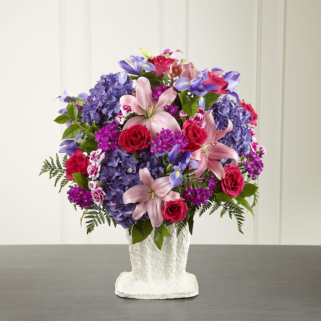 We Fondly Remember Arrangement – EUGENE'S FLOWER HOME, Springfield OR