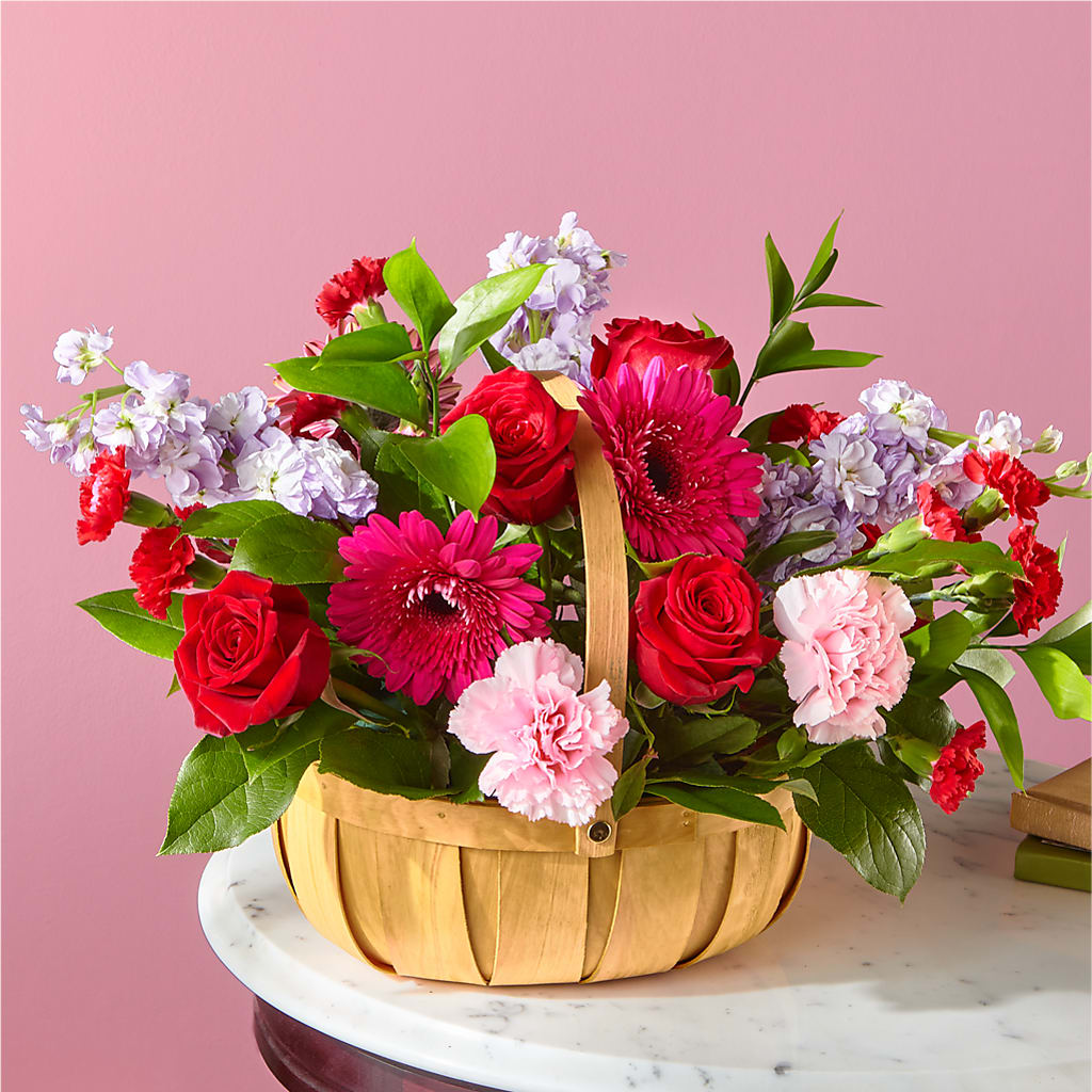 Pink Picnic Basket – EUGENE'S FLOWER HOME, Springfield OR