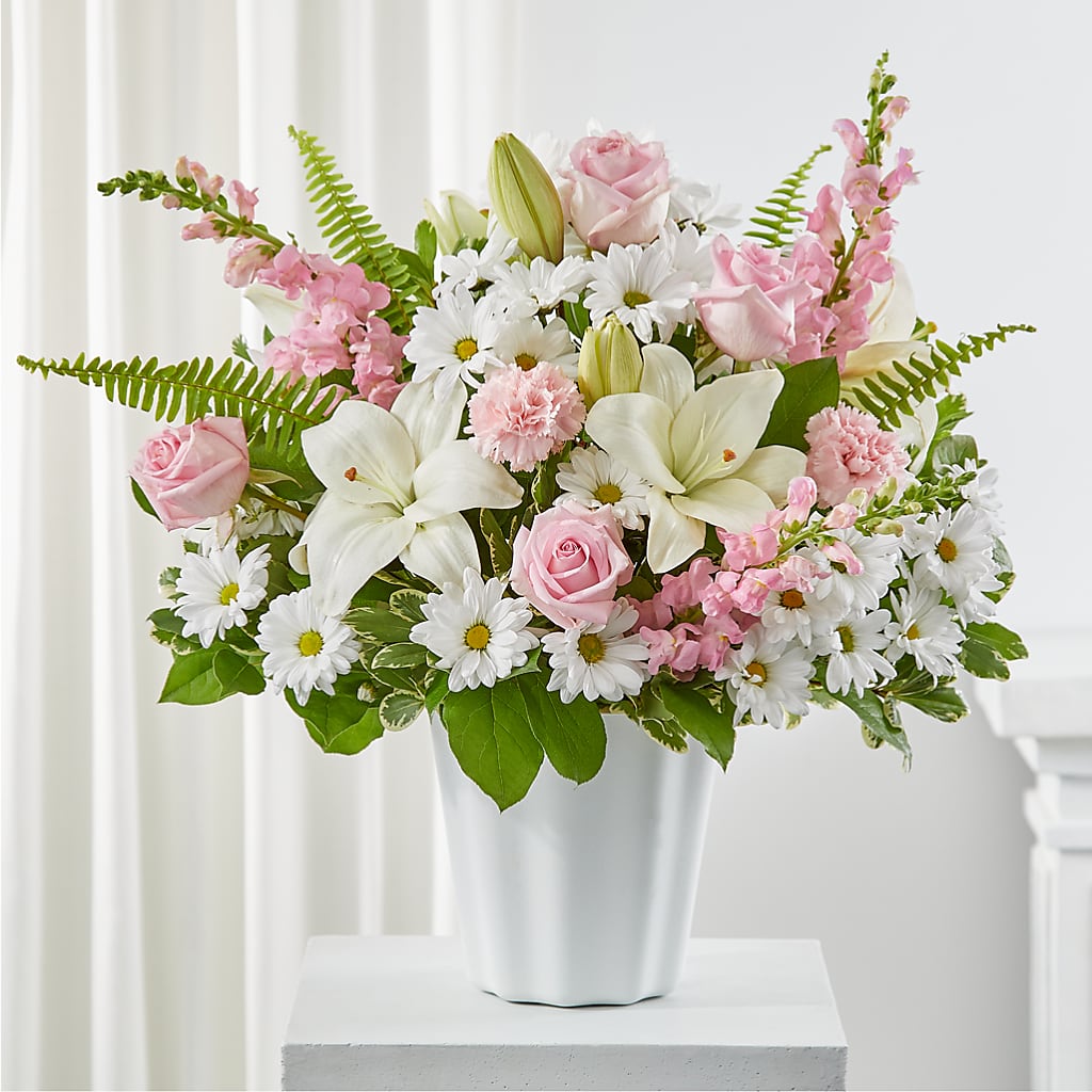 Soft Touch Tabletop Basket – EUGENE'S FLOWER HOME, Springfield OR