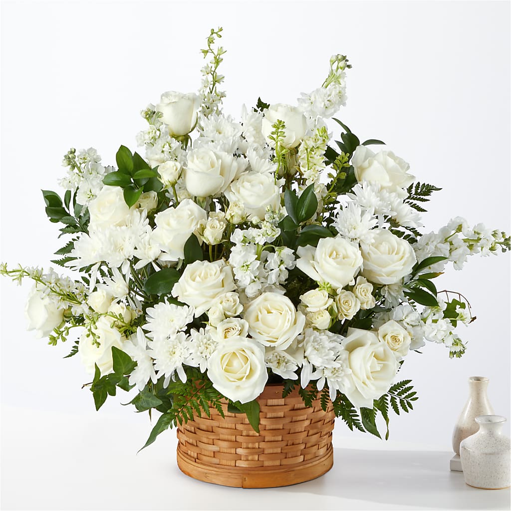 Heartfelt Condolences Arrangement – EUGENE'S FLOWER HOME, Springfield OR