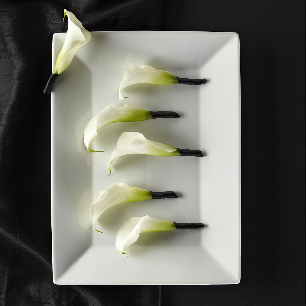 Calla Lily Promise Boutonniere – EUGENE'S FLOWER HOME, Springfield OR