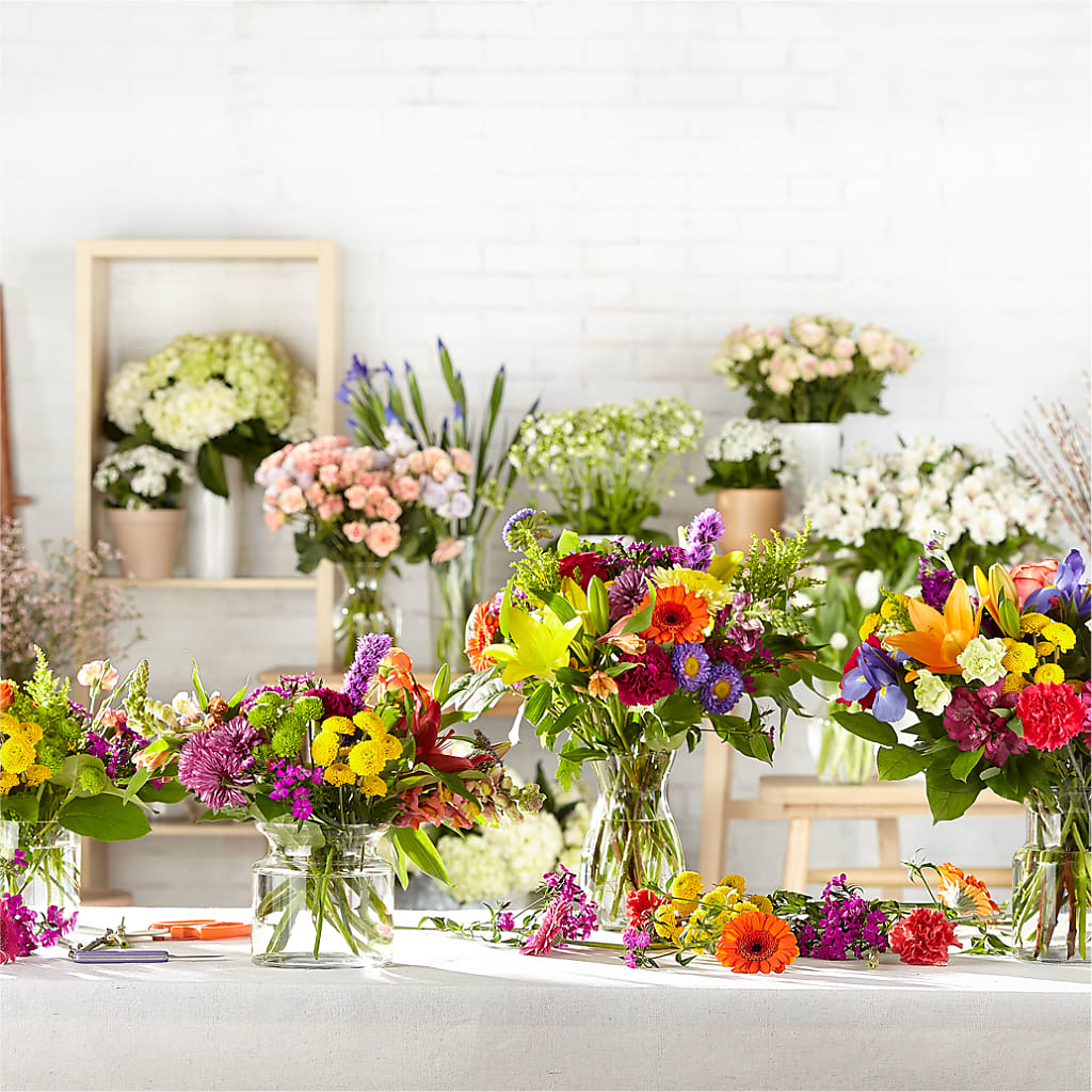 Bold & Bright – A Florist Original – EUGENE'S FLOWER HOME, Springfield OR