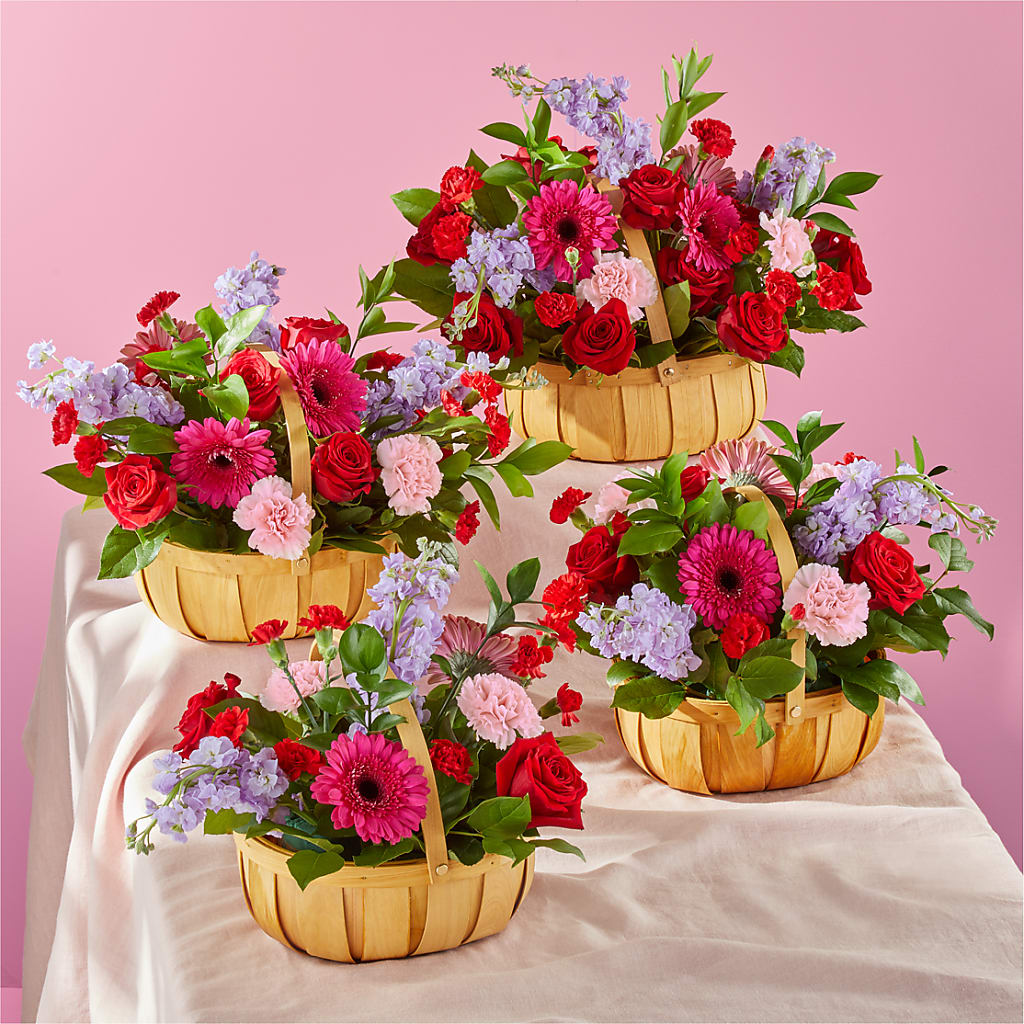 Pink Picnic Basket – EUGENE'S FLOWER HOME, Springfield OR