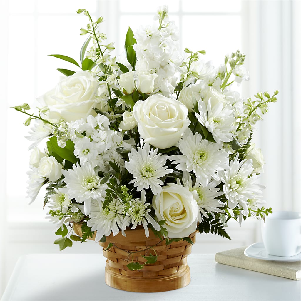 Heartfelt Condolences Arrangement – EUGENE'S FLOWER HOME, Springfield OR