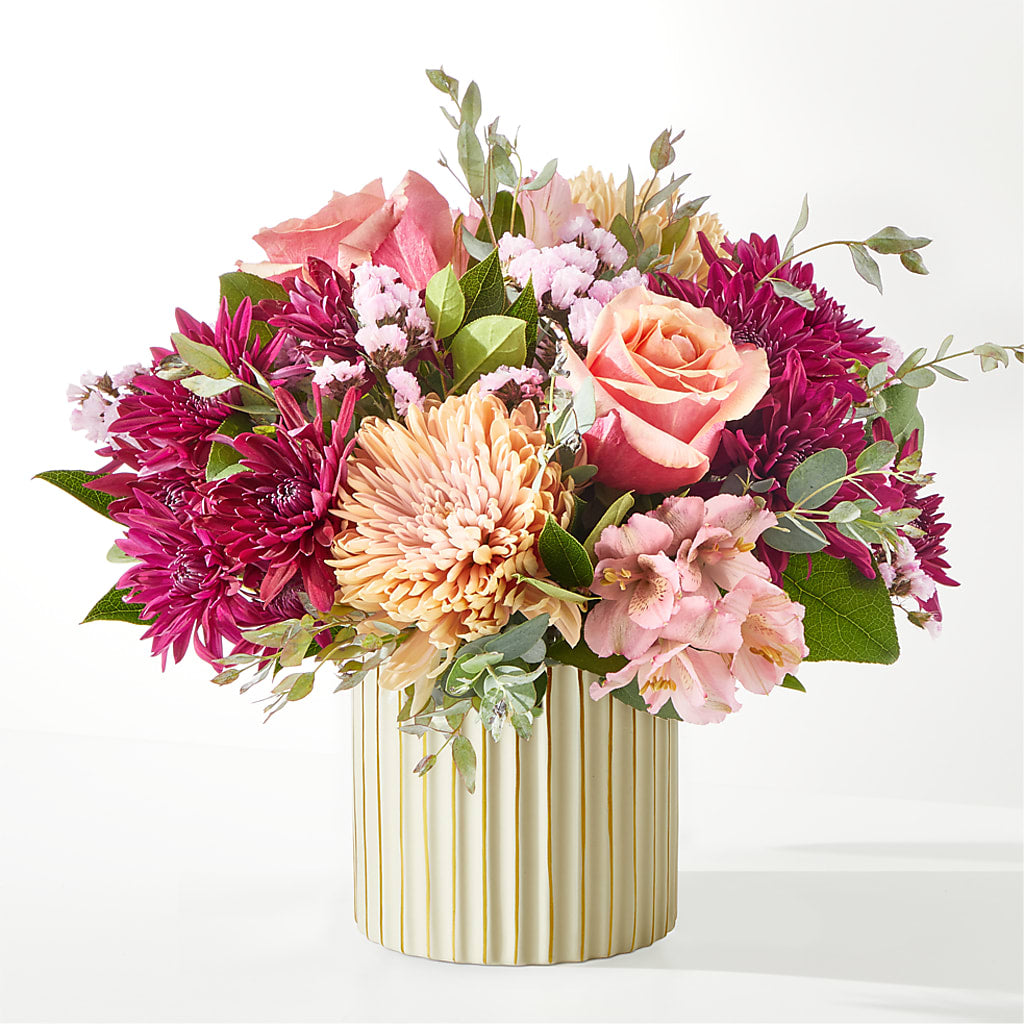 Berry Cobbler Bouquet with Ivory Vase – EUGENE'S FLOWER HOME, Springfield OR
