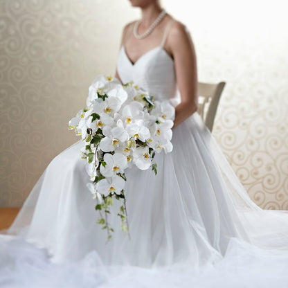 Classic White Bouquet – EUGENE'S FLOWER HOME, Springfield OR